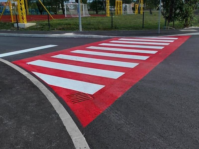 Nova prometna signalizacija u crvenoj boji