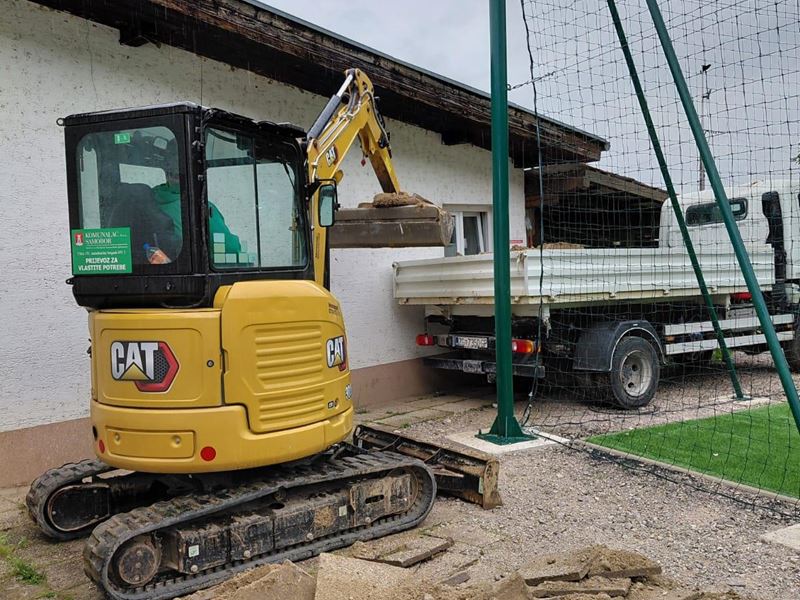 Radovi na asfaltiranju