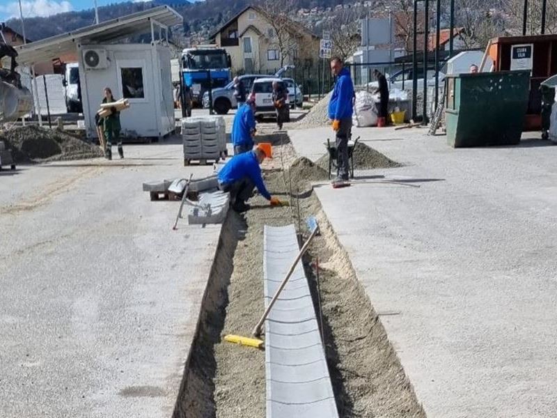 Onemogućen pristup vozilima u reciklažno dvorište